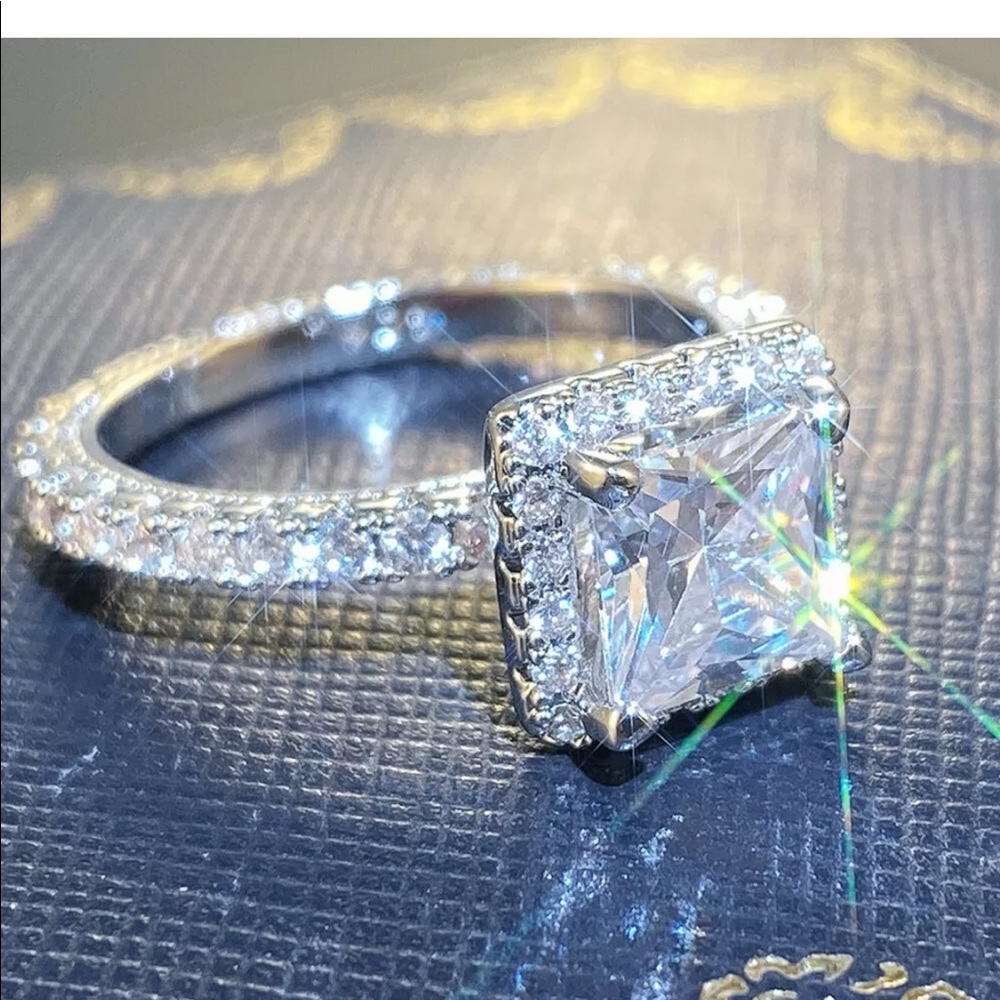 Fashion wedding ring 💍
